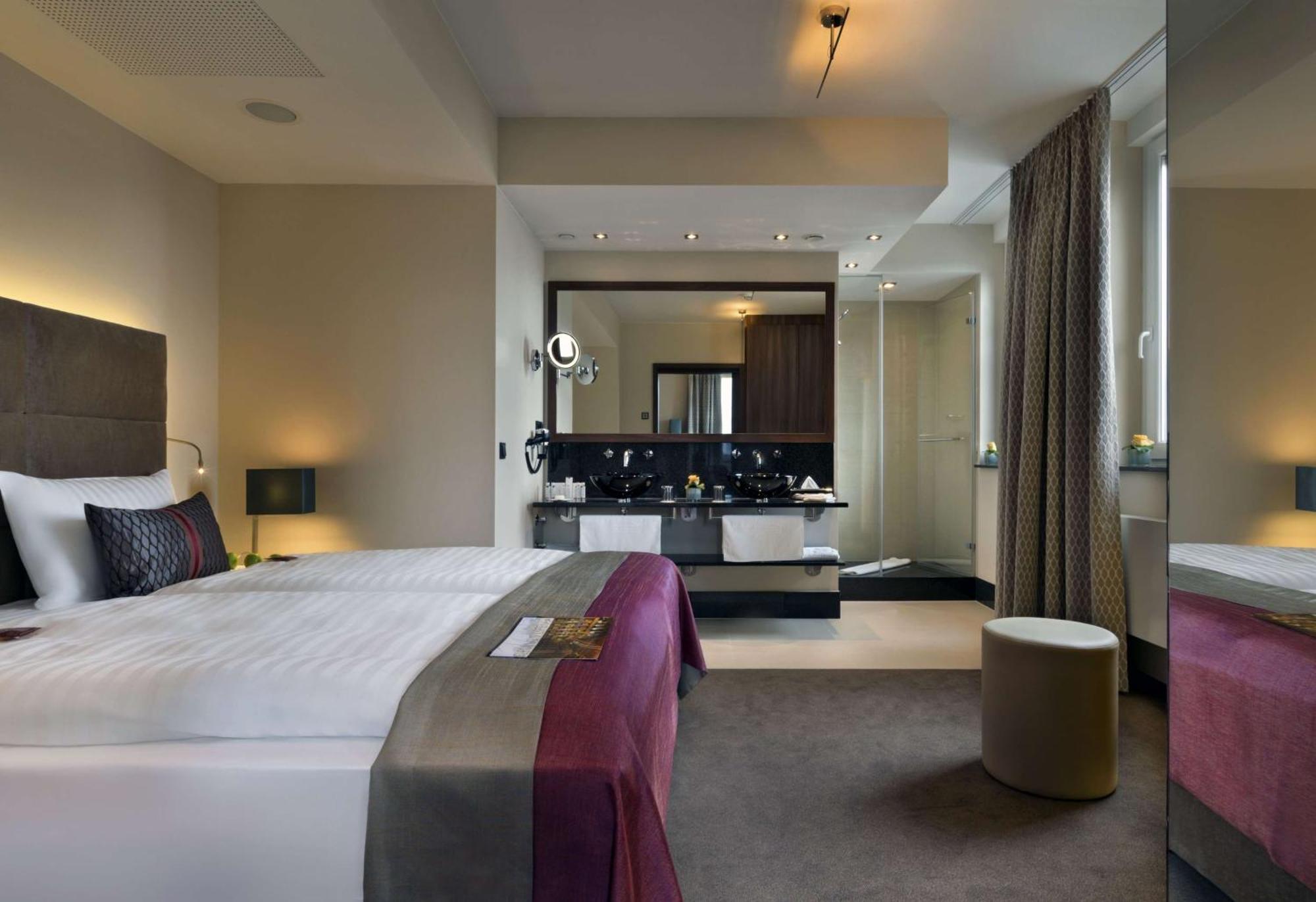 Hotel Flemings Selection Frankfurt-city 4*