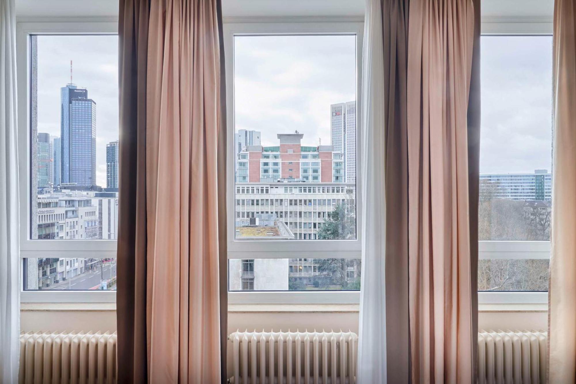 Hotel Flemings Selection Frankfurt-city 4*